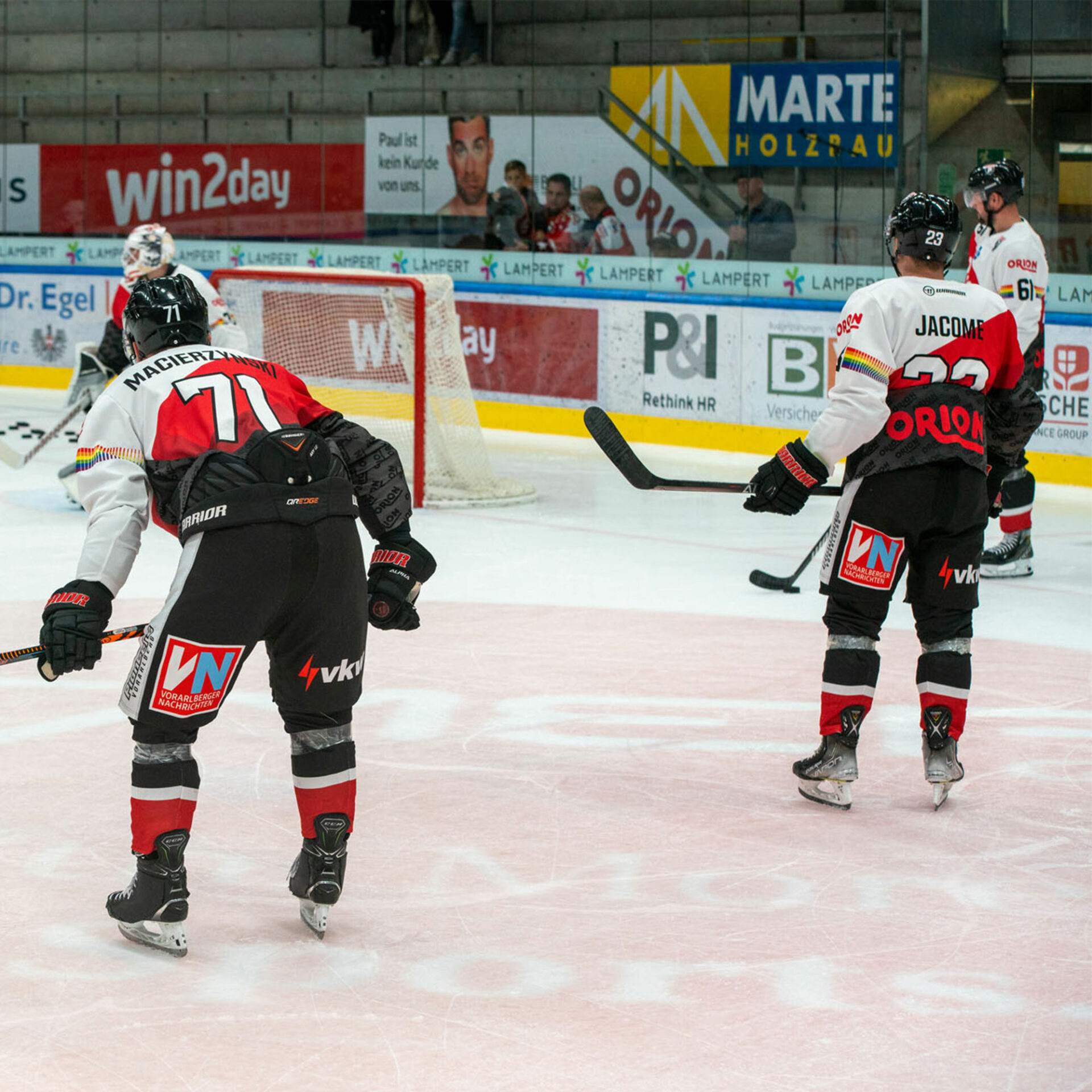Gameworn-Jersey-Warmup-22-23-back